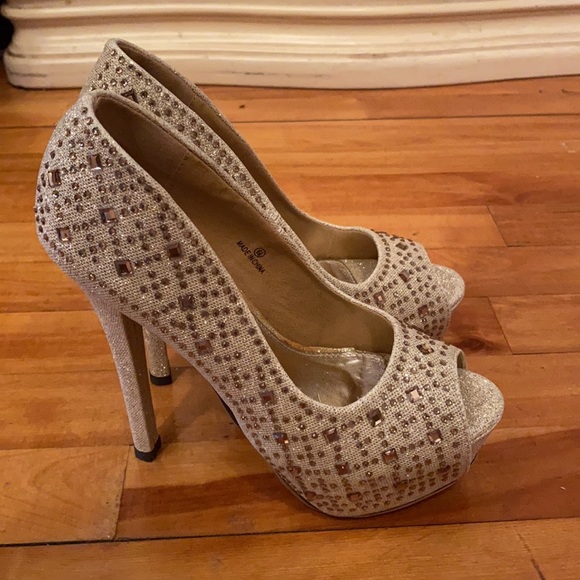 😎24h Clearance 😎DB DK Fashion bejewelled pumps heels size 6.5 - Picture 2 of 9